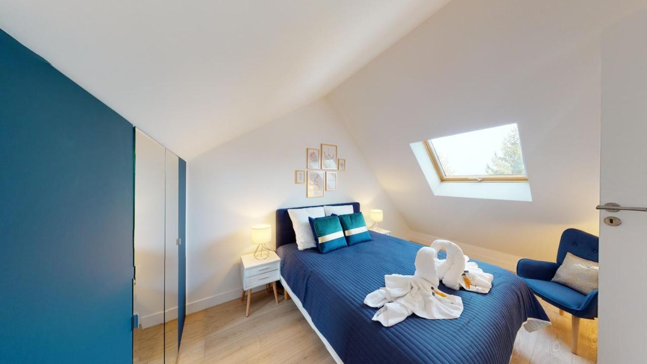 Vila Paris House Villejust Exteriér fotografie